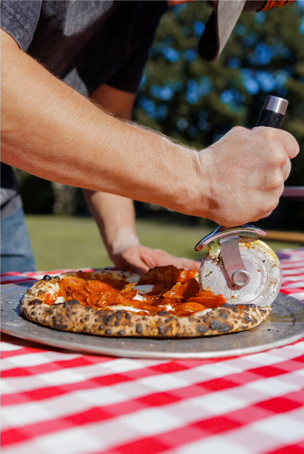 Cutting Pizza
